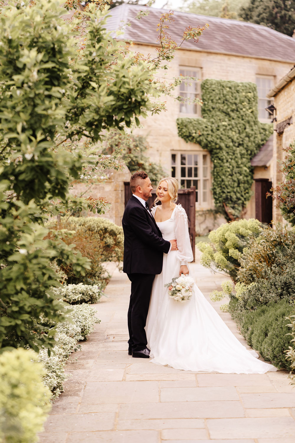 Wedding Planner vs On-the-Day Wedding Coordinator: What’s the Difference? 